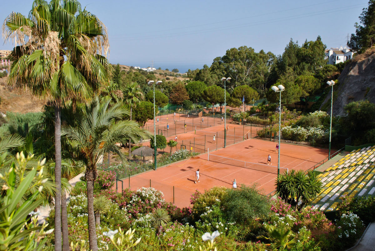 tennis break mcl marbella tennis 1200x800