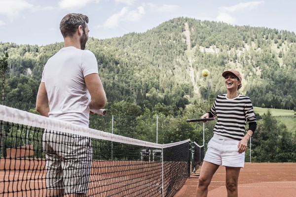 Tennis courses at the Posthotel Achenkirch