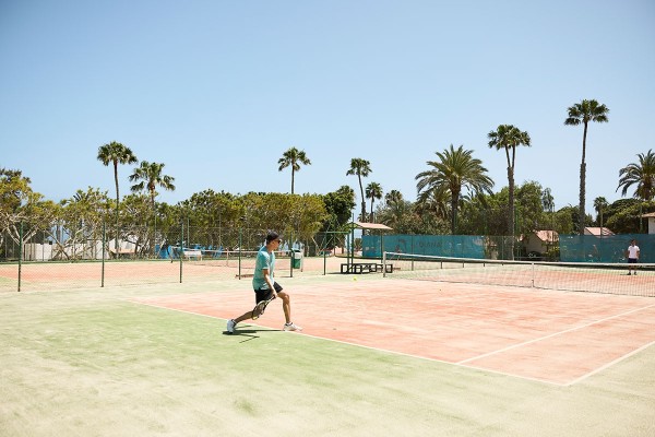 Winter tennis camps with Jan Gunnarsson at the Aldiana Club...