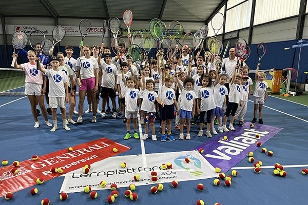 Sportferien-Tenniscamps für Kids, Teens und Erwachsene in der Tennis-Academy JC Scherrer