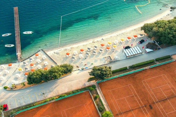 Tennis holiday in Lanterna in the wonderful month of May