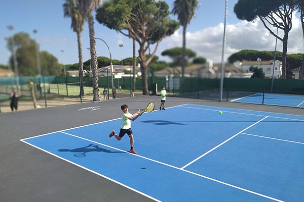 Tennis courses at the Tipsarevic Tennis Academy in Andalusia